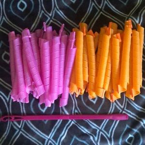 Like New! Spiral Mesh Hair Curlers!